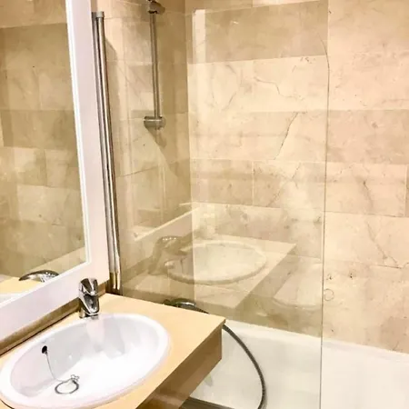 - Alicate Beachfront Apartment- 8