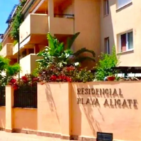 - Alicate Beachfront Apartment- 8 Марбелья