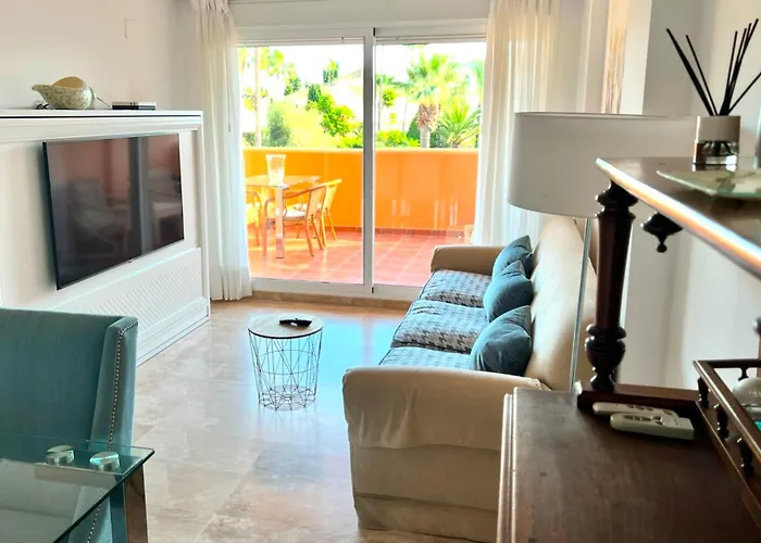 - Alicate Beachfront Apartment- 8