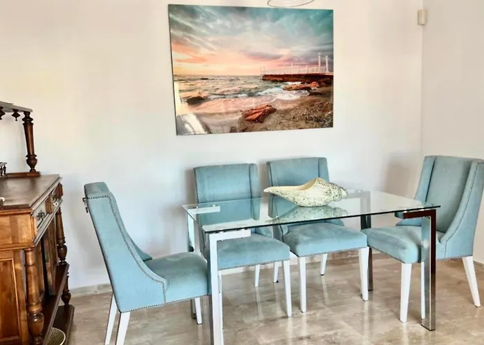 Apartament - Alicate Beachfront Apartment- 8 Marbella