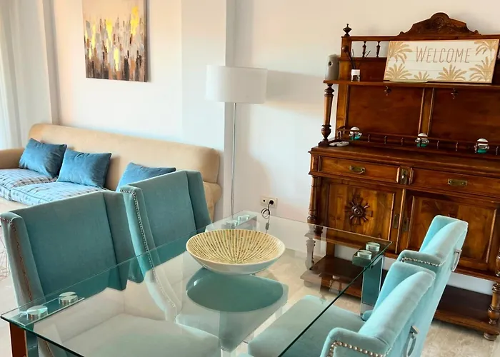 - Alicate Beachfront Apartment- 8 ماربيا