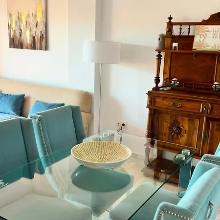 - Alicate Beachfront Apartment- 8 Marbellac