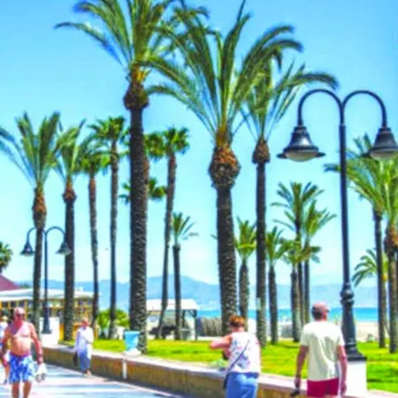 - Alicate Beachfront Apartment- 8 马尔韦利亚